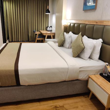 The M Hotel Rāipur Εξωτερικό φωτογραφία