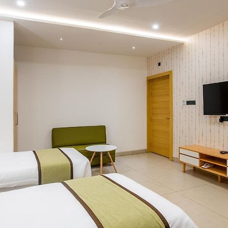 The M Hotel Rāipur Εξωτερικό φωτογραφία
